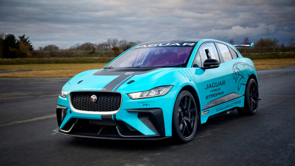 Jaguar I-PACE eTROPHY: primeira corrida com carros elétricos de